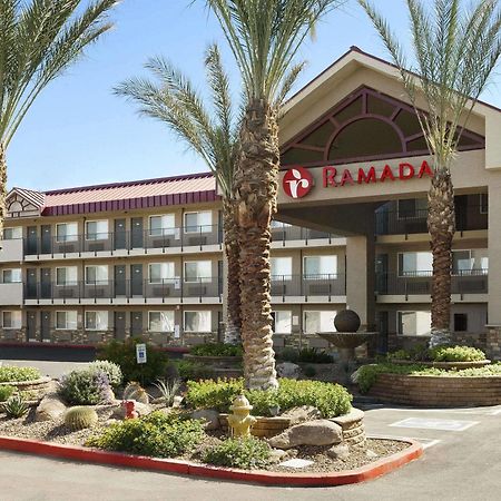 Ramada By Wyndham Tempe/At Arizona Mills Mall Hotel Exterior photo